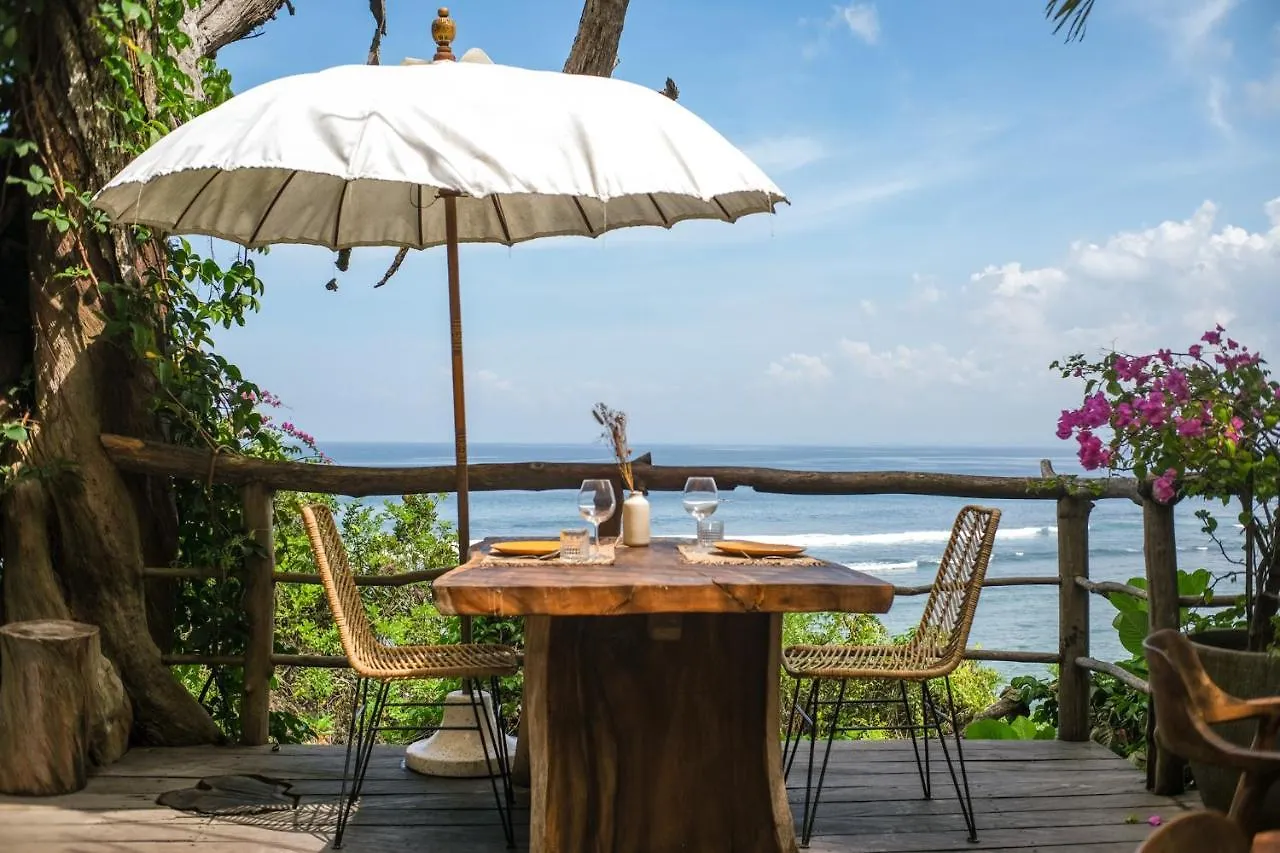 ****  The Korowai Hotel Uluwatu  Indonesia