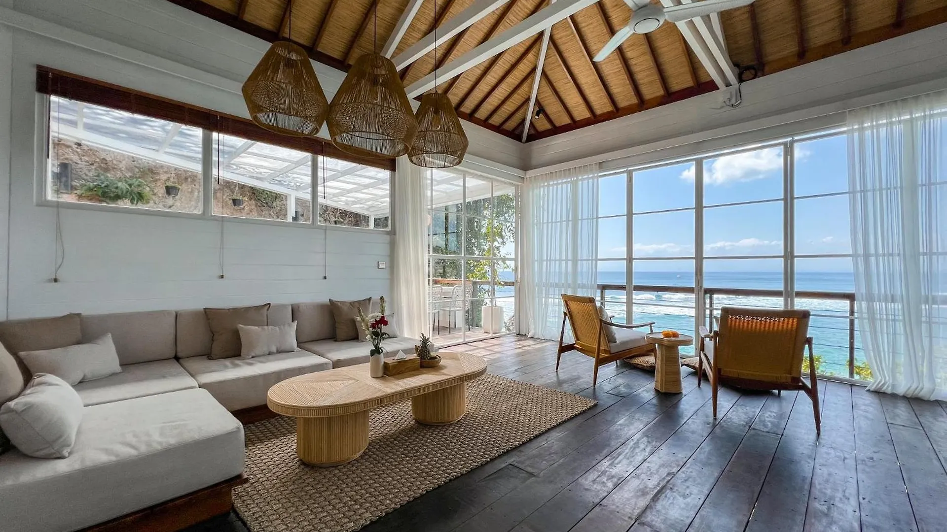 ****  The Korowai Hotel Uluwatu  Indonesia